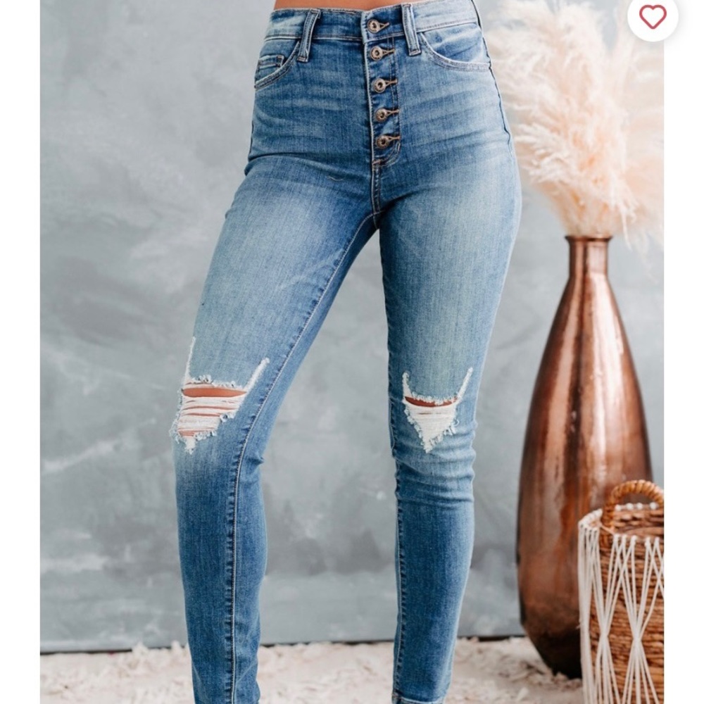Nana Macs Sneak peek light distressed jeans size 9/29